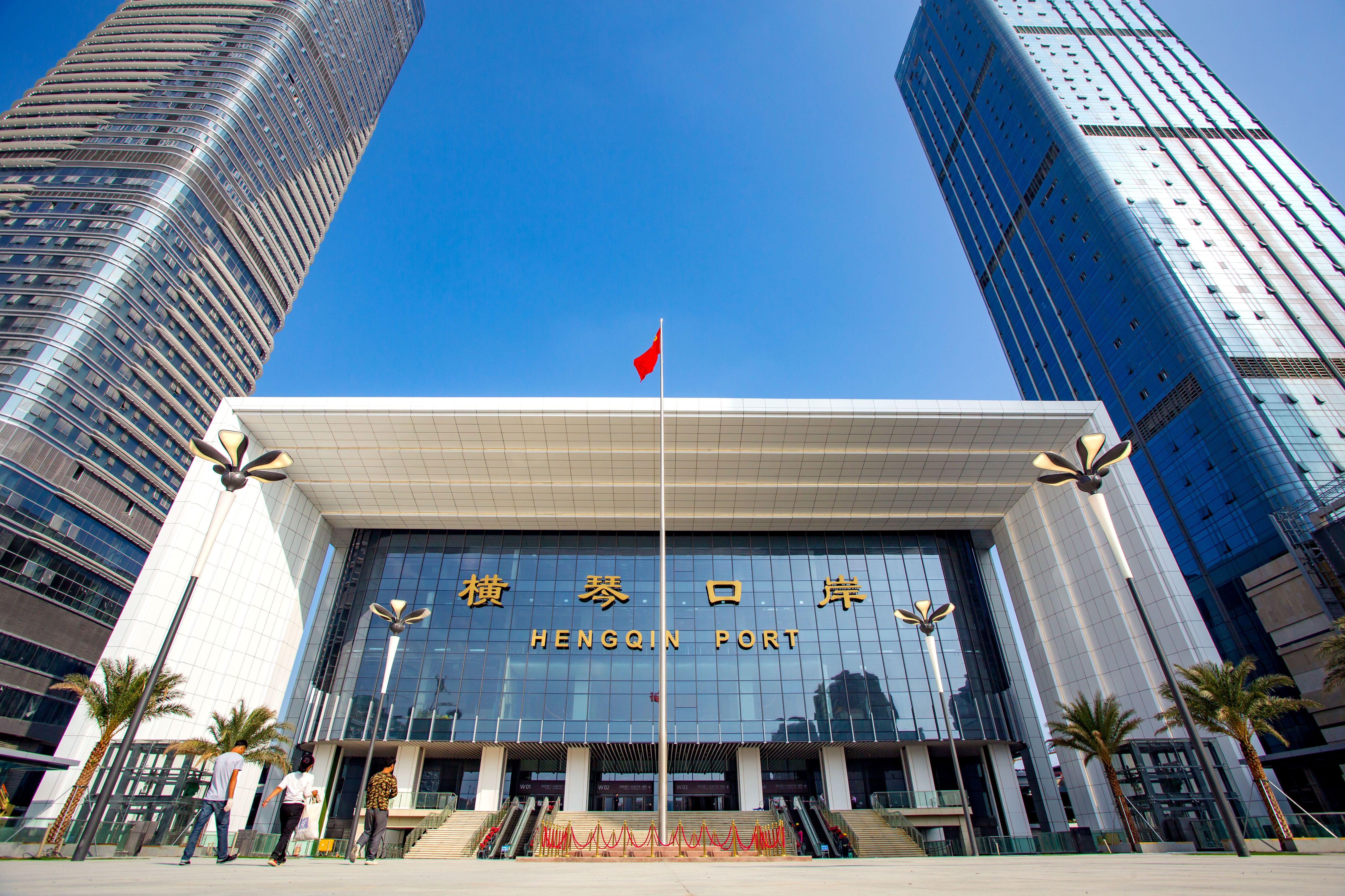 五楼自拍
口岸实业有限公司