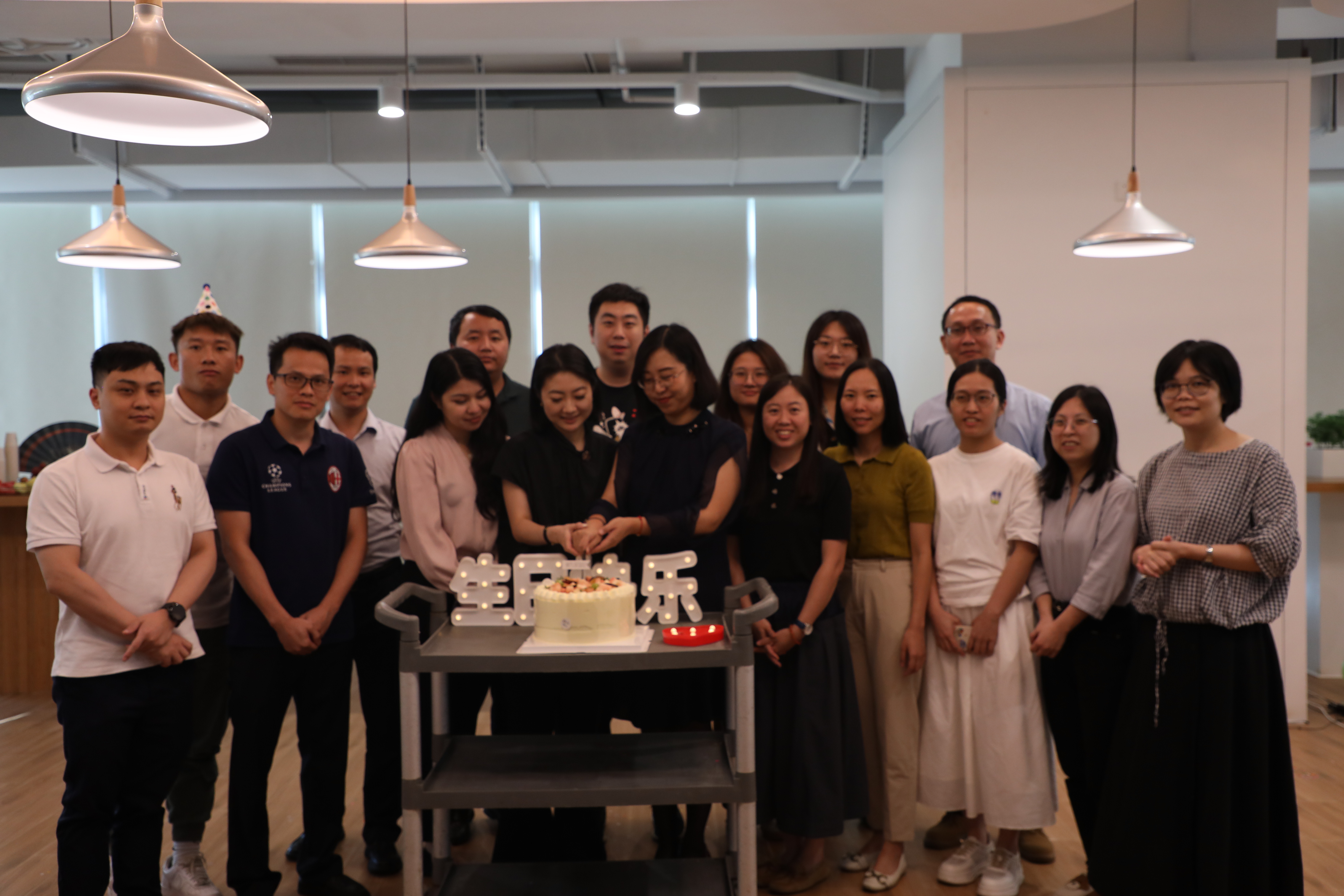 五楼自拍
2023年度第二期集体生日会