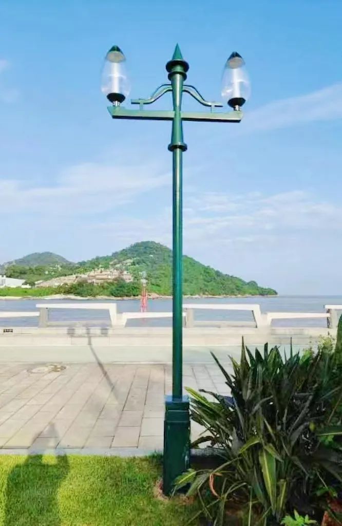 1700553774497345.jpg 3.jpg